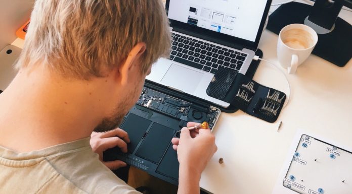 Как выбрать мастера по ремонту техники