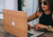 Служба поддержки Apple находится на расстоянии одного клика