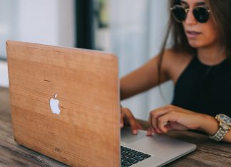 Служба поддержки Apple находится на расстоянии одного клика