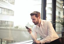 Где скачать приложения для смартфона?