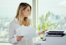 Почему не стоит чинить принтер самостоятельно