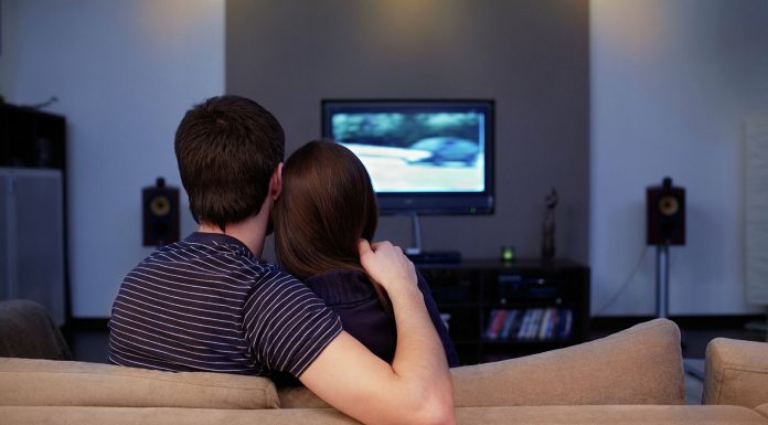 Ремонт или покупка нового телевизора: что выгоднее?