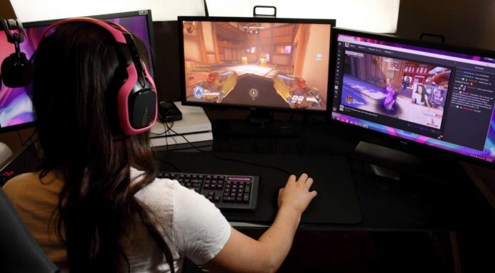 Как зарабатывать на видео стримах игр в Ютубе, Твиче и Тик токе