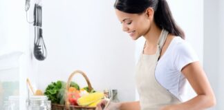 Газовые варочные поверхности из нержавеющей стали: какие современные функции отличают их от обычных плит