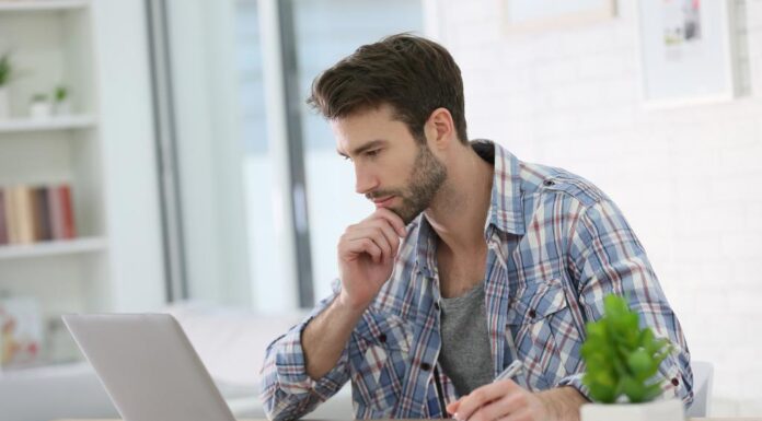 Чем грозит обновление до iOS 14.6