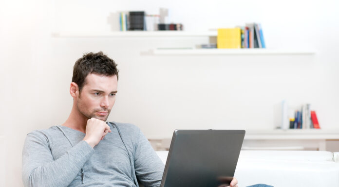 По шаблону: плюсы и недостатки сайта на конструкторе