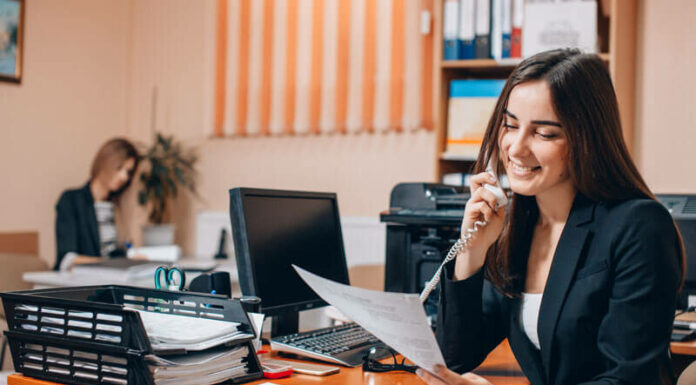 Нужен ли штатный бухгалтер организации?