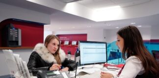 Какие услуги предоставляет АО АКБ ЦентроКредит: информация, полезная инвесторам