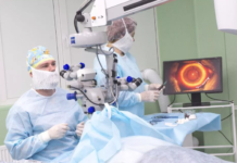 Микрохирургия глаза: каких неудобств и регулярных трат она позволит избежать