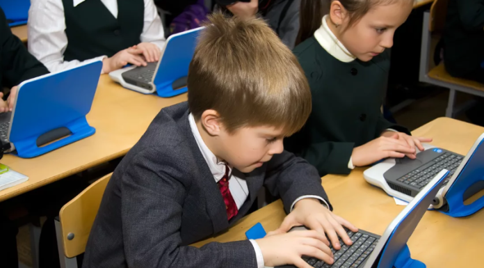 Доступное образование в сфере программирования для школьников