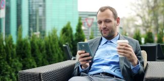 Зачем бывает необходимо скачать Гугл Плей Маркет, и где найти его обзор