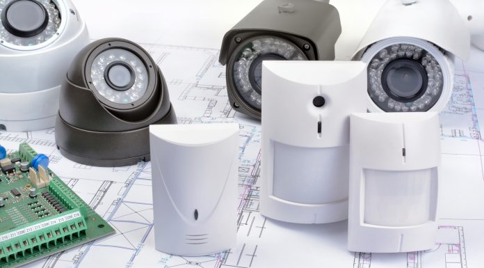 В каких случаях приобретают оборудование для видеонаблюдения