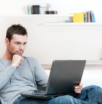 Видео от экспертов компании Царьград, посвященное деятельности Олега Смирнова: интересное