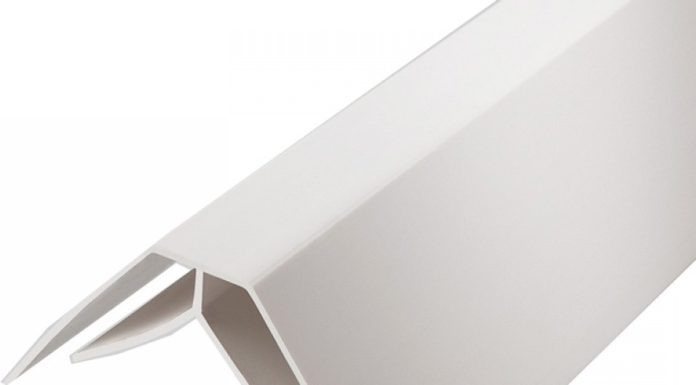 Декоративные и защитные функции пластиковых уголков для ПВХ панелей: подробности