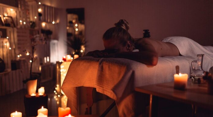 Салон эротического массажа: что нужно знать перед посещением, как подобрать подходящий салон