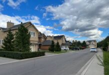 Бизнес-завтраки в Москве: секреты успешных переговоров за чашкой кофе