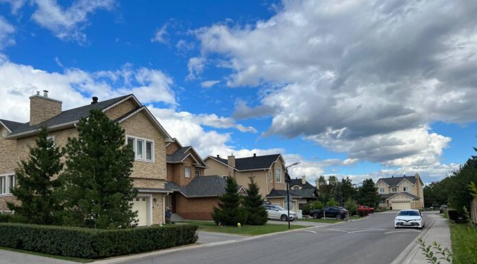 Бизнес-завтраки в Москве: секреты успешных переговоров за чашкой кофе